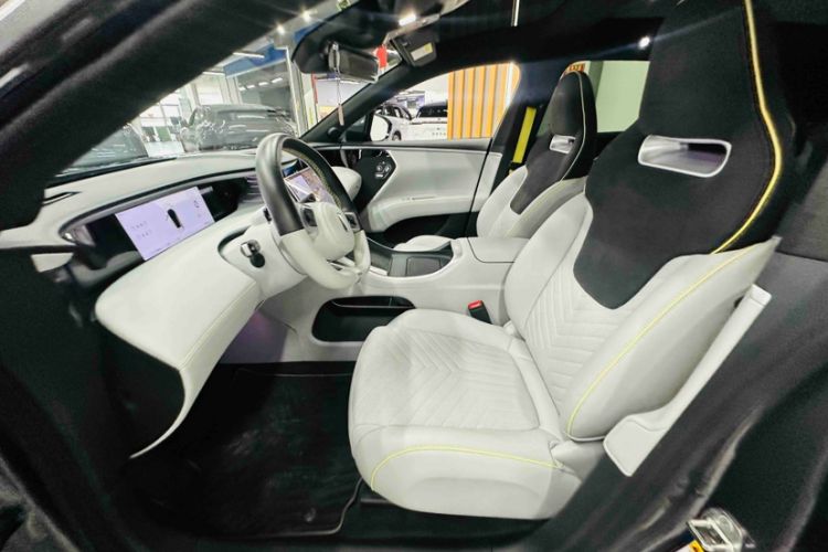 Used Avatr 11 2023 Harmony 90-degree Rear-wheel Drive Edition Interior 5