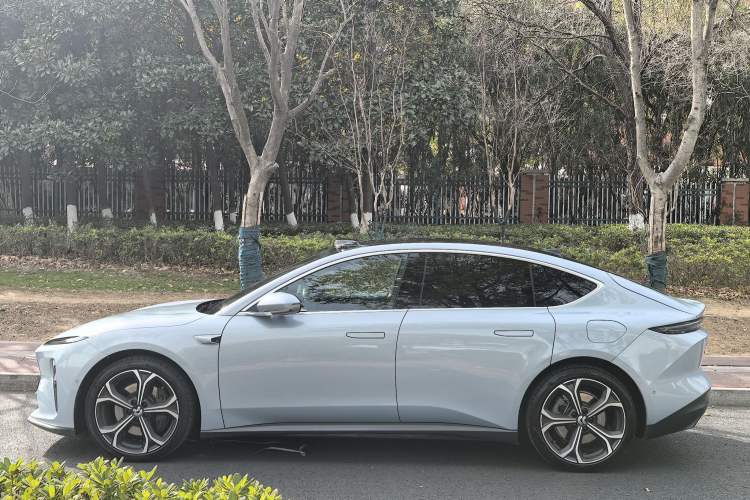 Used Nio ET5 2022 75 kWh
