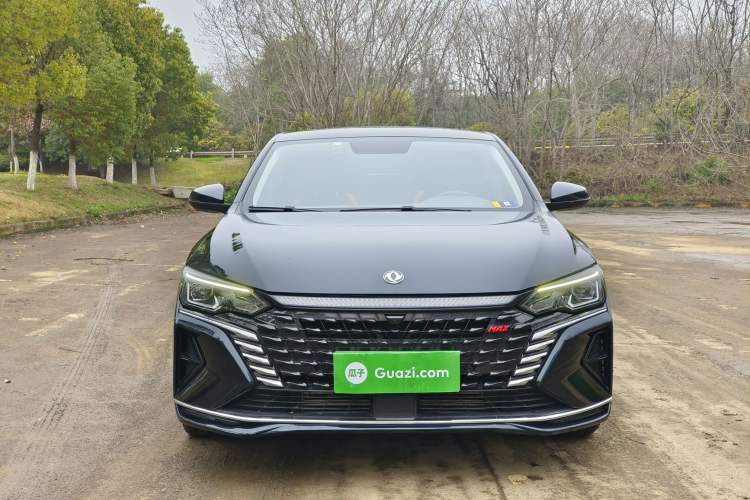 Used Dongfeng Aeolus Yixuan MAX 2023 1.5T Ultra-Stylish Trendsetting Dad Edition
