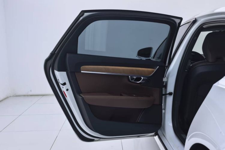 Used Volvo S90 2020 Facelifted T5 Zhiyi Luxury Edition