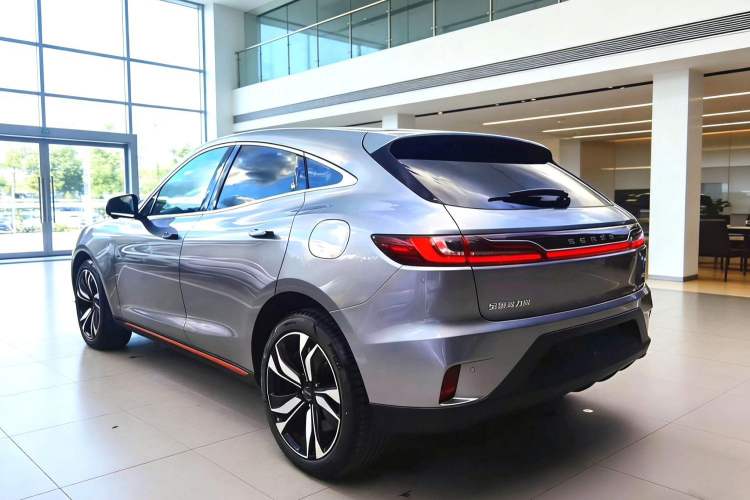 Used SERES SF5 2021 Four-Wheel Drive Freedom Expedition Edition