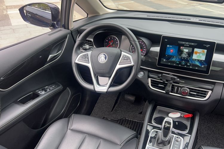 Used BYD Song MAX 2019 1.5T Automatic Smart Connect Ruiyi Sunroof Model 7 Seats China VI Standard