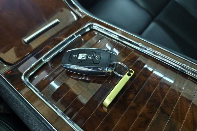 Used Lincoln Continental 2017 2.0T Two-Wheel Drive Deluxe Edition