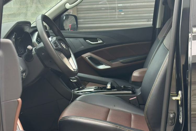 Used JMC Yusheng S350 2016 2.0T Automatic All-Wheel Drive Gasoline Luxury Edition 5 Seats
