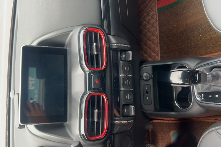 Used Dongfeng Aeolus AX4 2017 1.6L DCT Trendy Style