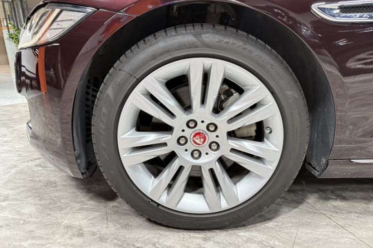 Used Jaguar XFL 2018 XFL 2.0T 250 PS Premium Edition