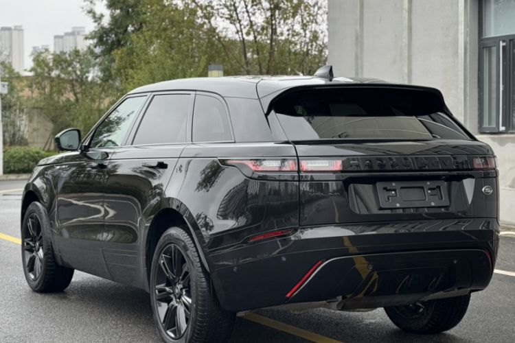 Used Land Rover Range Rover Velar 2023 250 PS Ebony Black Limited Edition