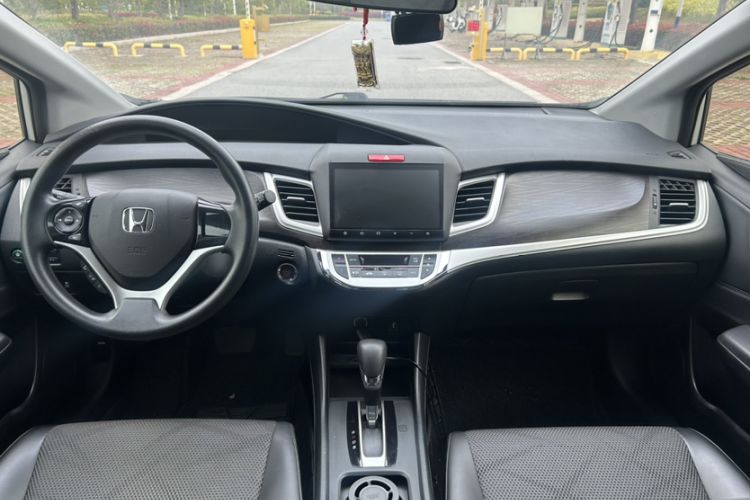 Used Honda Jade 2016 1.8L Automatic Comfort Elite Version 5 Seats