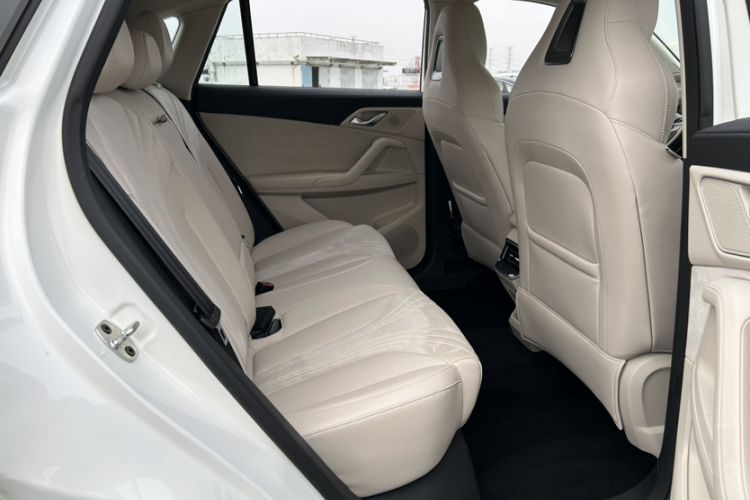 Used Roewe D5X DMH 2024 135 Tech Edition