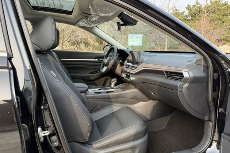 Used Nissan Teana 2021 2.0L XL Comfort Edition Interior 1