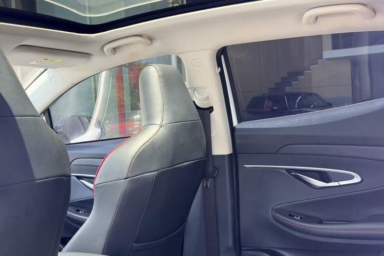 Used CHANGAN UNI-T 2020 1.5T Prestige Version
