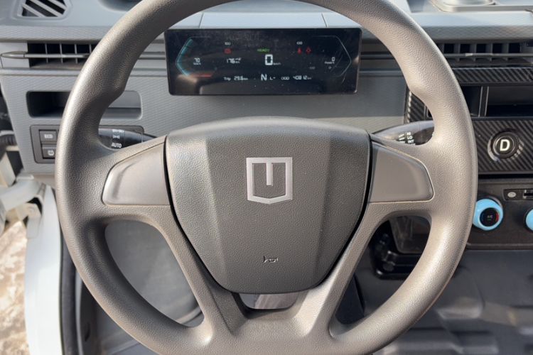 Used Farizon Xingxiang V 2023 V6E Guoxuan Hi-Tech 41.93 kWh Value Edition
