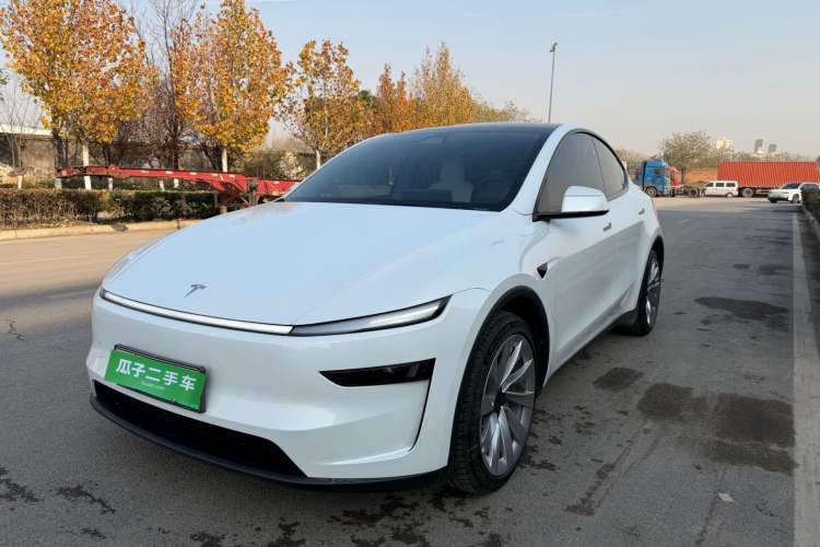 Used Tesla Model Y 2025 Rear-Wheel Drive First Edition