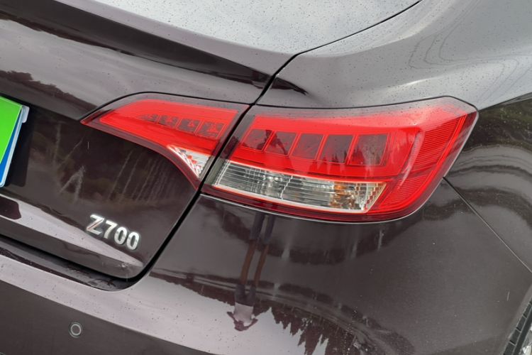 Used Zotye Z700 2016 1.8T DCT Elegant Version
