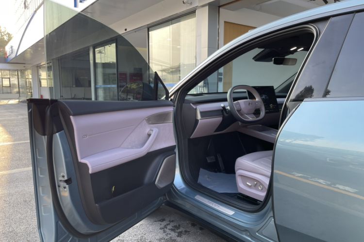 Used ONVO L60 2024 60 kWh Rear-Drive Version