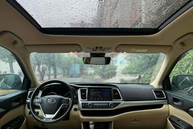 Used Toyota Highlander 2018 2.0T Four-Wheel Drive Prestige Version 7 Seats China VI Standard