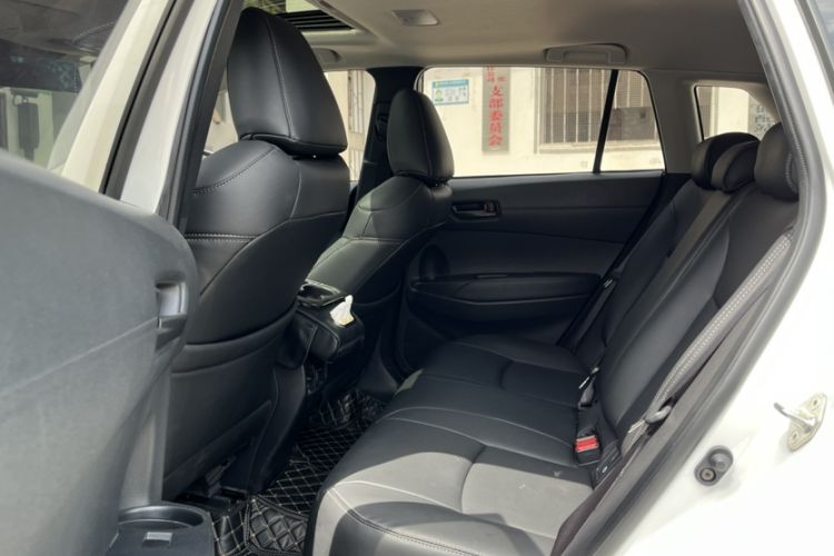 Used Toyota Corolla Cross 2024 2.0L Elite Edition Interior 6