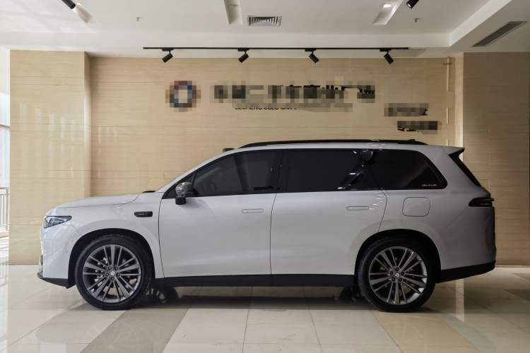 Used Leapmotor C16 2024 All-Electric 520 LiDAR Edition Exterior 3