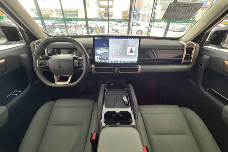 Used iCAR 03 2024 401km Two-Wheel Drive Standard Advanced Version Interior 6