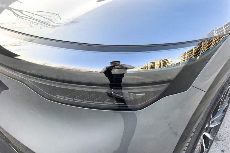 Used Zeekr 7X 2025 100 kWh Long-Range Rear-Wheel Drive with Intelligent Driving Features