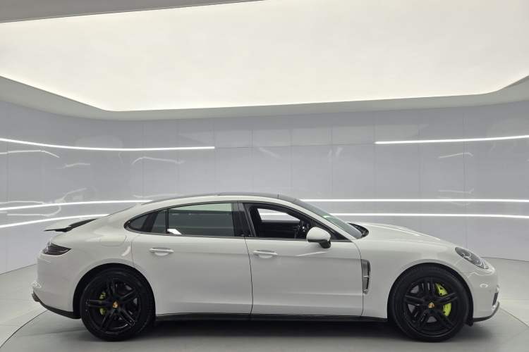 Used Porsche Panamera 2017 Panamera 4 E-Hybrid Executive Long Wheelbase 2.9T
