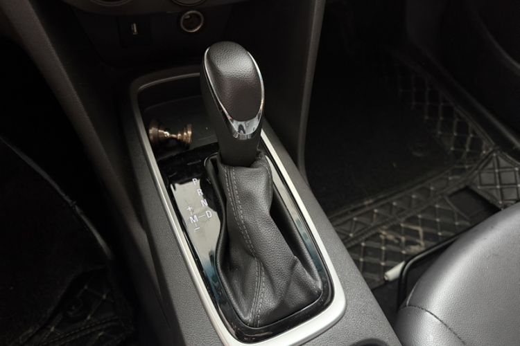 Used Chevrolet Cavalier 2019 320 Automatic Xinyue Edition Interior 5