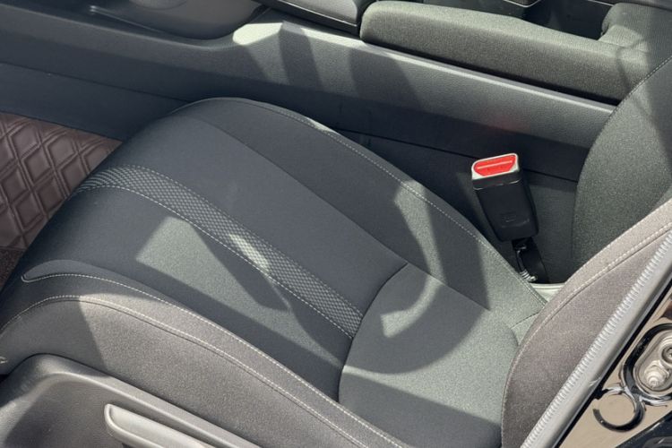 Used Honda Civic 2021 HATCHBACK 220TURBO CVT Trendy Cool Edition
