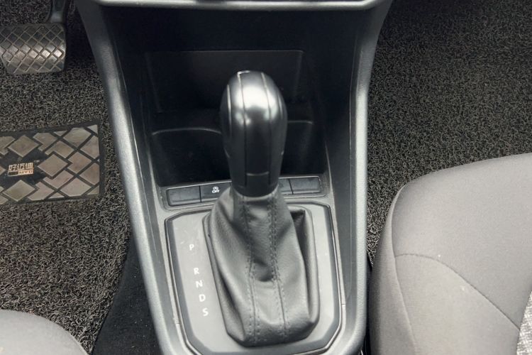 Used Volkswagen Santana 2021 1.5L Automatic Fashion Edition Gear Lever