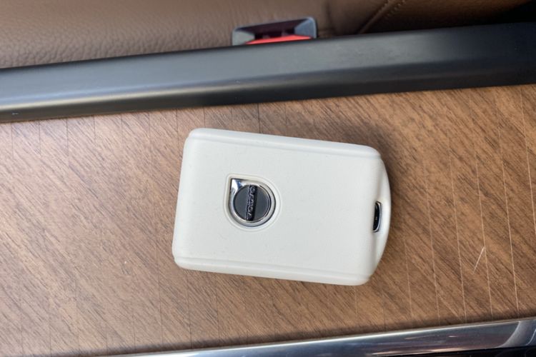 Used Volvo S90 2025 B5 Zhiyi Luxury Edition
