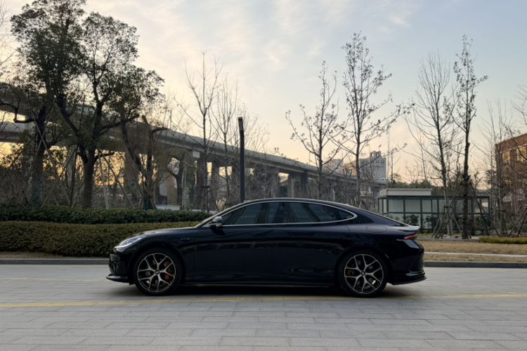 Used IM L6 2025 Ultra Model Exterior 8