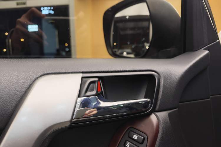 Used Toyota Prado 2016 3.5L Automatic TX-L NAVI
