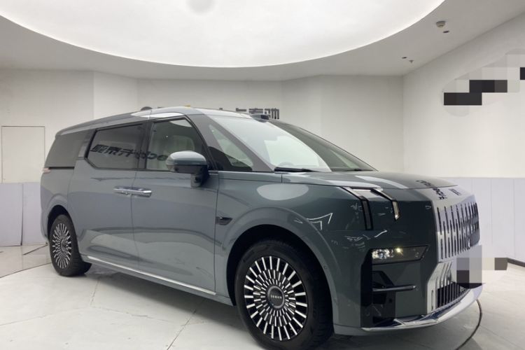 Used Zeekr 009 2024 7-Seater Walk-Through Version Four-Wheel Drive 108 kWh
