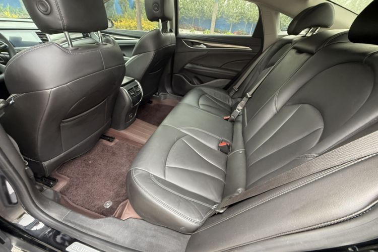 Used Buick LaCrosse 2022 652T Luxury Version Interior 3