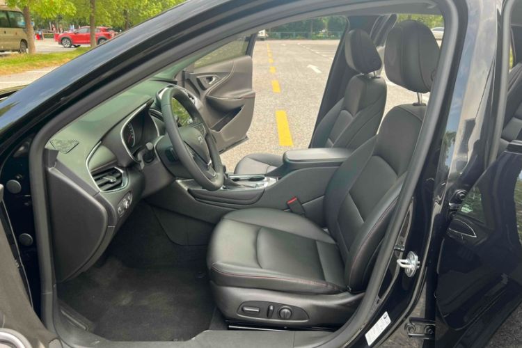 Used Chevrolet Malibu XL 2022 Redline 550T Automatic Sport Edition