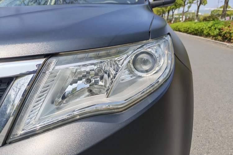 Used Geely Auto Emgrand X7 Sport 2016 2.0L Manual Smart Connect Version Left Front Headlight