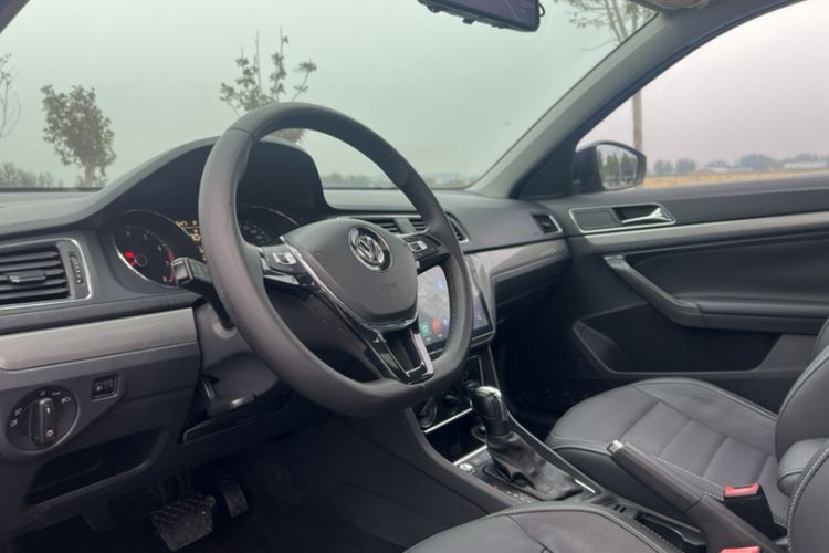 Used Volkswagen Lavida 2017 1.6L Automatic Comfort Edition