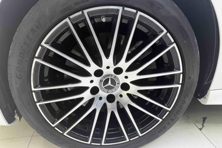 Used Mercedes-Benz C-Class 2022 Restyled C 260 L Sport Edition Exterior 4