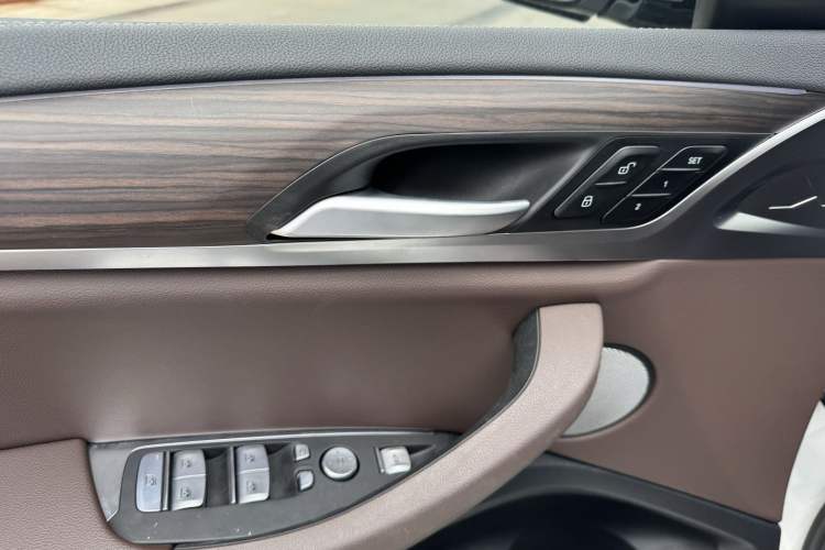 Used BMW X3 2023 xDrive30i Leading Model M Night Edition Package Interior 10