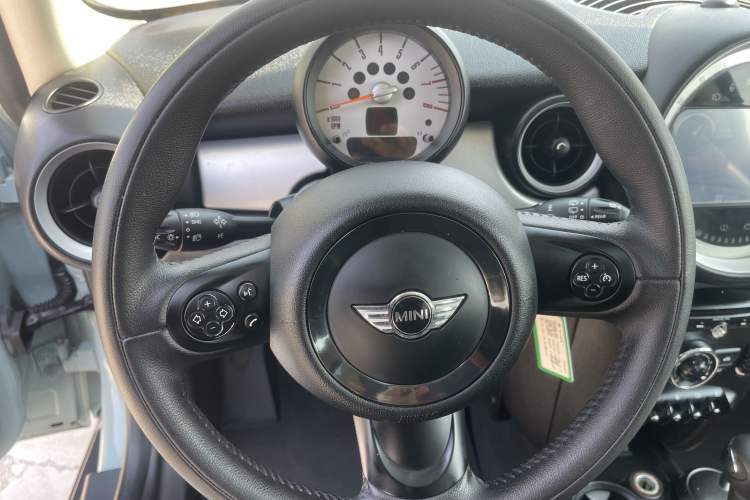 Used MINI 2011 1.6L COOPER Fun

