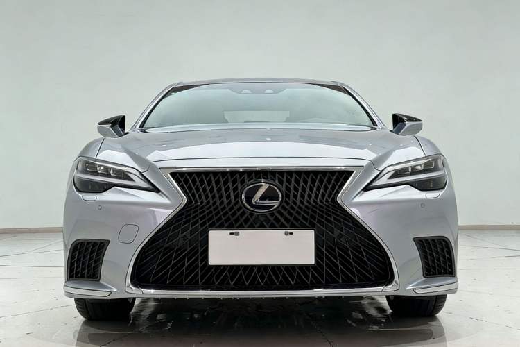 Used Lexus LS 2021 500h Executive Edition Exterior 4