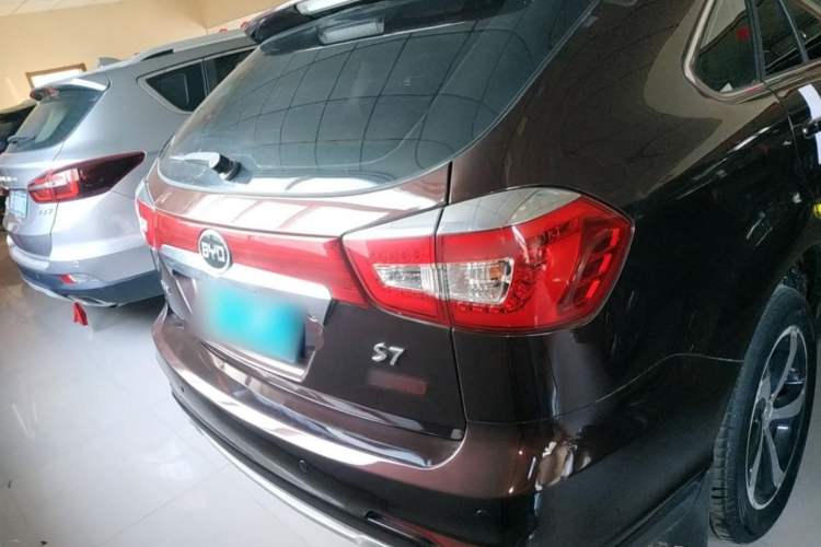 Used BYD S7 2016 2.0T Automatic Prestige Plus