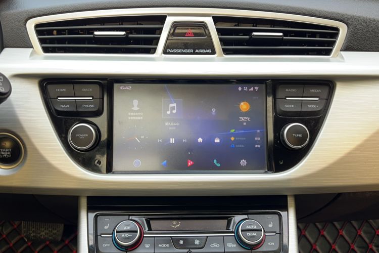 Used Geely Auto Emgrand X7 Sport 2020 1.8TD DCT Two-Wheel Drive Smart Connect 4G-Enabled Version