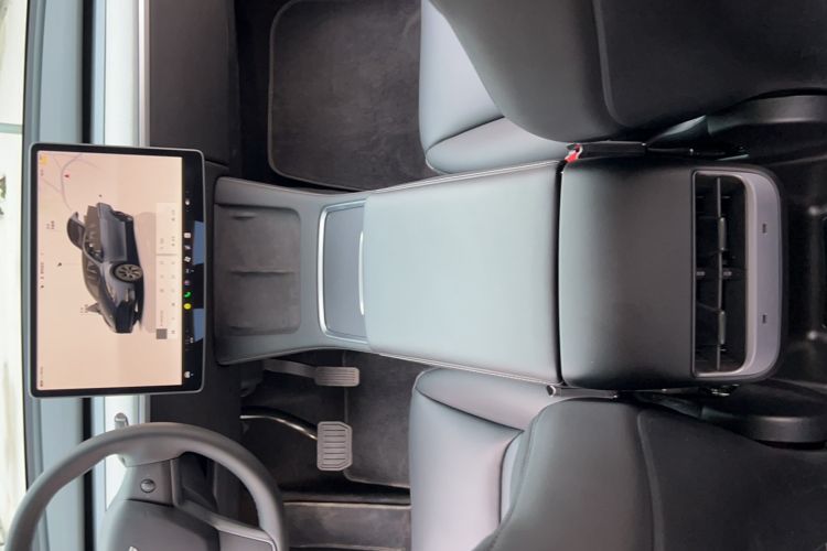 Used Tesla Model Y 2024 Rear-Wheel-Drive Version