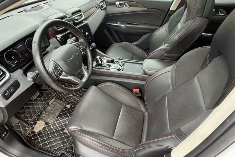 Used Lynk & Co 02 2019 High-Energy Edition 2.0T Automatic Two-Wheel Drive Pro Version China VI Standard