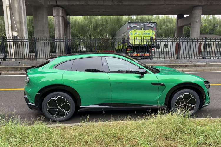 Used Xiaomi Auto YU7 2025 Ultra-Long Range Rear-Wheel Drive Version
