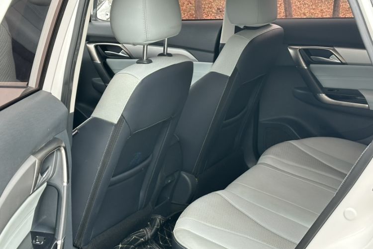 Used BAIC Beijing EU5 2018 R550 Smart Trend Edition