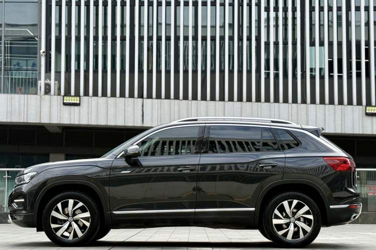 Used Volkswagen Tayron 2020 330TSI Two-Wheel Drive Luxury Smart Connectivity Version