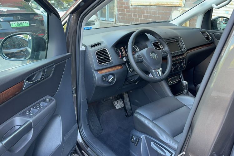 Used Volkswagen Sharan 2015 1.8TSI Comfort Model