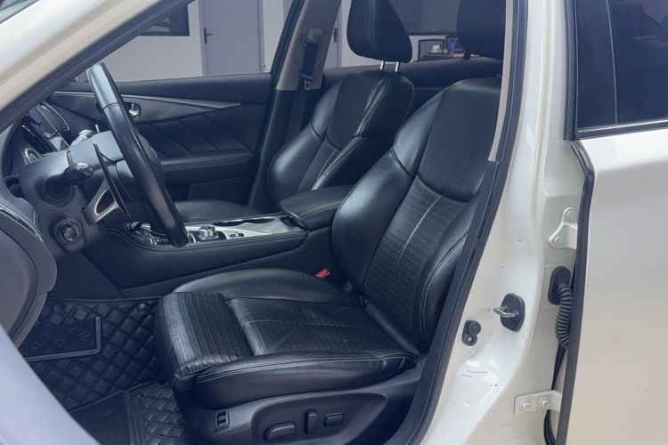 Used Infiniti Q50L 2015 2.0T Sport Edition
