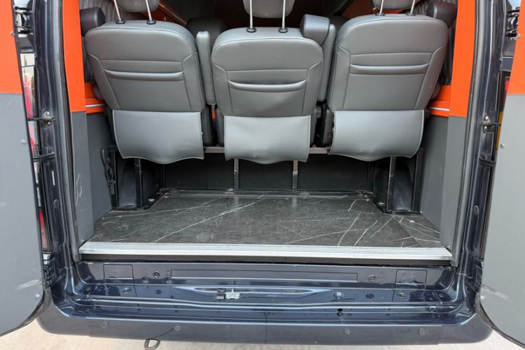 Used JMC Fushun 2023 2.0T Manual Mid-Roof Mid-Height Passenger Version Business-Class 9-Seater (Non-Commercial)